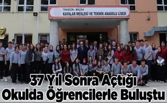 37 Yıl Sonra Açtığı okulda öğrencilerle buluştu