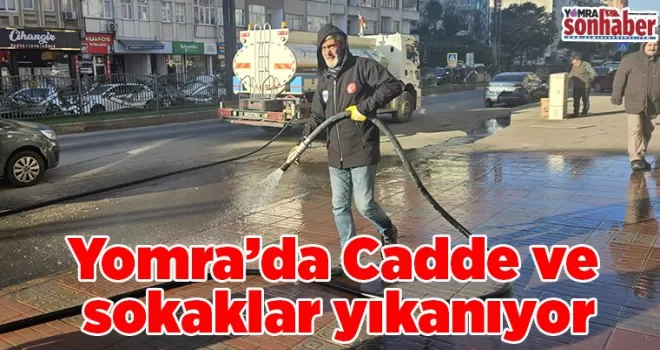 Cadde ve sokaklar yıkanıyor